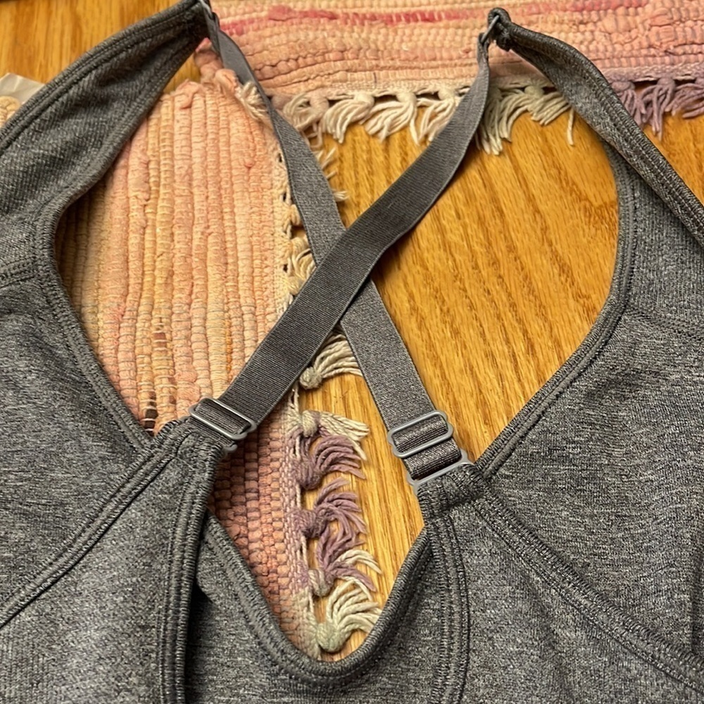 Puma Womens Sports Bra Gray Medium - Picture 3 of 4